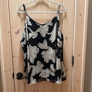 Torrid Sophie Swing Cami, size 4 (26), Black and Cream